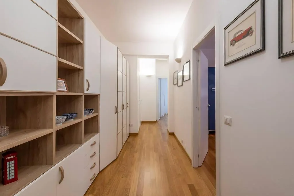 Bnbutler - Strigelli, 13 - Accogliente Bilocale Con Balcone Milano 0*,  Italia